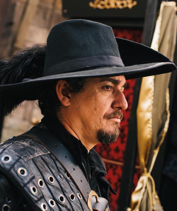 Grandes adelantos de la serie de TV de "El Capitán Alatriste" 30 Aitor Luna, Arturo Pérez-Reverte, El Capitán Alatriste