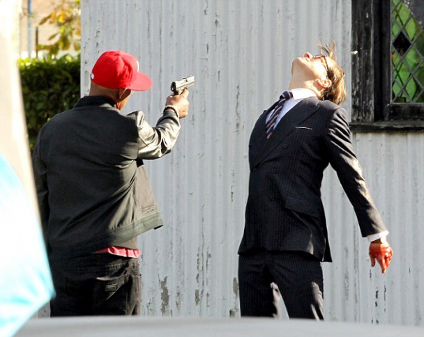 Colin Firth y Sir Michael Caine rodando "The Secret Service" 5 Samuel L. Jackon