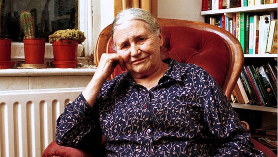 doris-lessing-autora Doris Lessing, autora británica y ganadora del Premio Nobel de Literatura, fallece a los 94 años