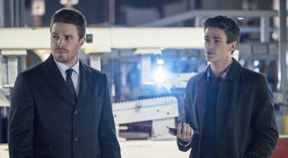 Arrow-Stephen-Amell-Grant-Gustin