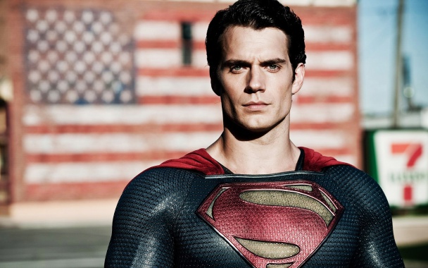 Henry Cavill como Superman