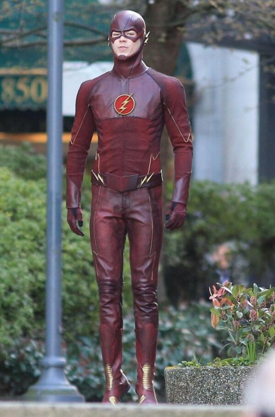 Primera imagen del traje completo de Grant Gustin como The Flash (actualizado)