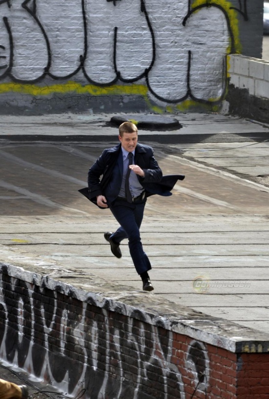 "Gotham": imágenes de Ben McKenzie como Jim Gordon 8 Ben McKenzie, Gotham