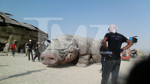 Imágenes del rodaje de 'Star Wars VII' nos muestran nuevos trajes y un segundo alienígena 2 J.J. Abrams, LucasFilm, Star Wars, Star Wars VII