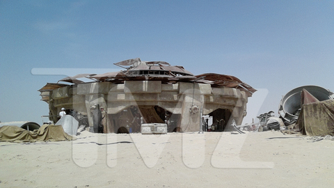 Imágenes del rodaje de 'Star Wars VII' nos muestran nuevos trajes y un segundo alienígena 6 J.J. Abrams, LucasFilm, Star Wars, Star Wars VII