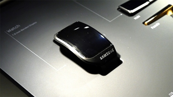 Samsung hace un teléfono transparente para 'Vengadores 2'