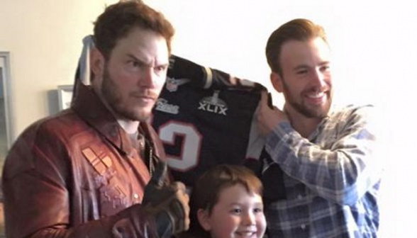 Chris pratt y Chris Evans en Christopher's Haven Chris pratt y Chris Evans en Christopher's Haven