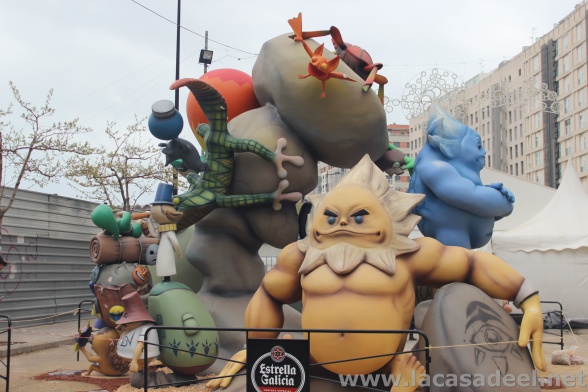 Las Fallas de Valencia más frikis 41 Fallas, Friki