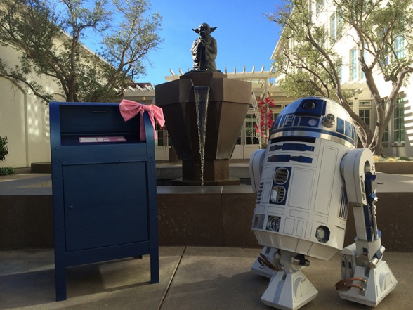 Artoo in love R2D2 Artoo in love R2D2