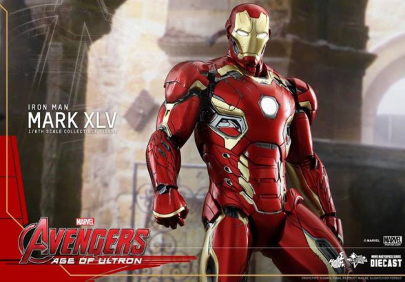 Hot Toys Iron Man Mark XLV