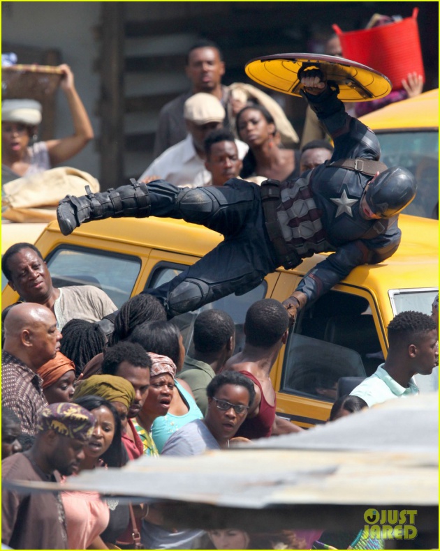 Evans, Mackie y Grillo en el rodaje de 'Civil War' 54 Anthony Mackie, Capitán América: Civil War, Chris Evans, Emily VanCamp, Frank Grillo, Marvel Studios