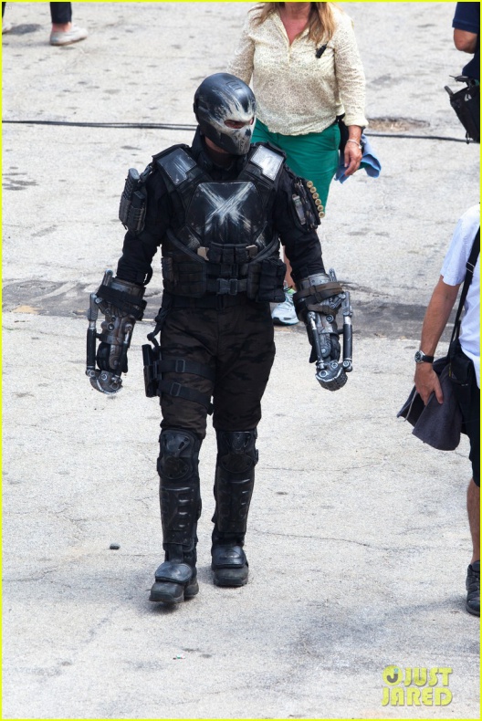 Evans, Mackie y Grillo en el rodaje de 'Civil War' 73 Anthony Mackie, Capitán América: Civil War, Chris Evans, Emily VanCamp, Frank Grillo, Marvel Studios