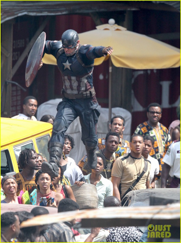 Evans, Mackie y Grillo en el rodaje de 'Civil War' 51 Anthony Mackie, Capitán América: Civil War, Chris Evans, Emily VanCamp, Frank Grillo, Marvel Studios