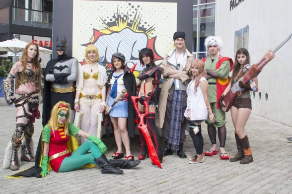 COSPLAY METROPOLI COMIC CON COSPLAY METROPOLI COMIC CON