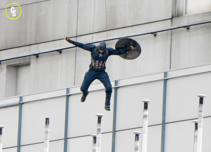 Pantera Negra en el rodaje de 'Captain America: Civil War' 3 Anthony Mackie, Black Panther, Captain America: Civil War, Chadwick Boseman, Chris Evans, Marvel Studios, Pantera negra