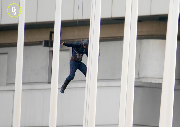 Pantera Negra en el rodaje de 'Captain America: Civil War' 5 Anthony Mackie, Black Panther, Captain America: Civil War, Chadwick Boseman, Chris Evans, Marvel Studios, Pantera negra