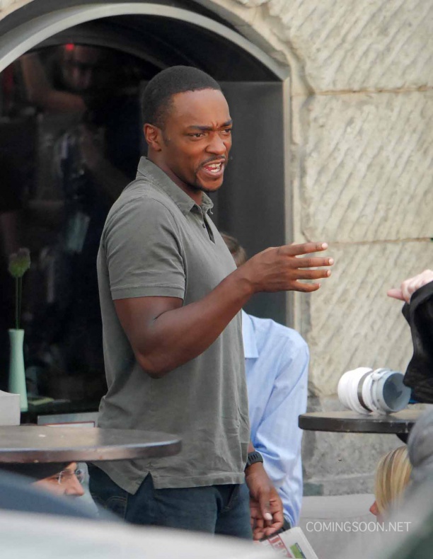 Pantera Negra en el rodaje de 'Captain America: Civil War' 15 Anthony Mackie, Black Panther, Captain America: Civil War, Chadwick Boseman, Chris Evans, Marvel Studios, Pantera negra