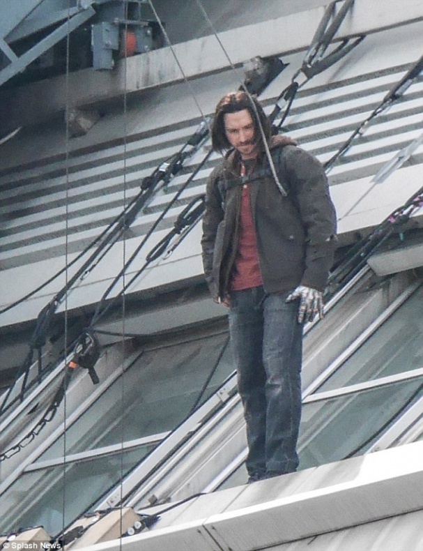 Pantera Negra en el rodaje de 'Captain America: Civil War' 38 Anthony Mackie, Black Panther, Captain America: Civil War, Chadwick Boseman, Chris Evans, Marvel Studios, Pantera negra