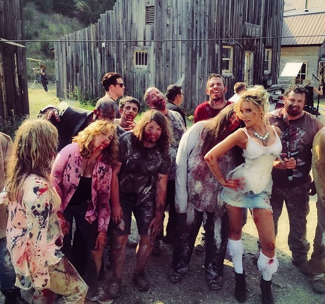 Nuevas imágenes de 'Dead 7': BackStreet Boys y 'N Sync contra zombis 13 Dead 7, The Asylum