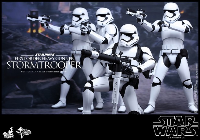 Hot Toys revela sus nuevas figuras de stormtroopers de 'Star Wars VII' 1 stormtroopers-hot-toys