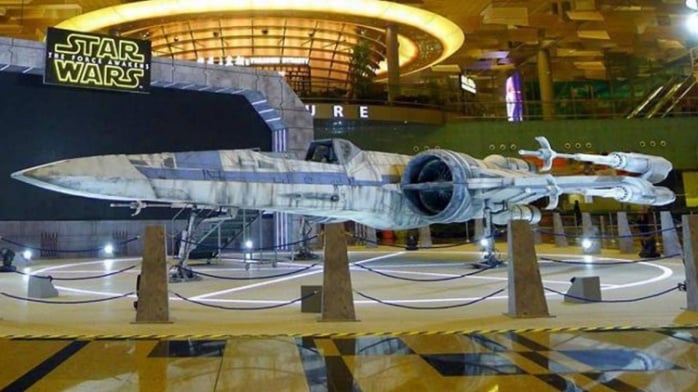 El aeropuerto Changi de Singapur coloca un Ala-X a escala real