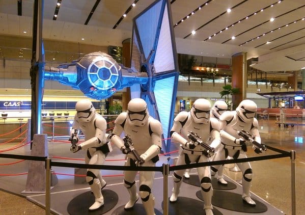 El aeropuerto Changi de Singapur coloca un Ala-X a escala real