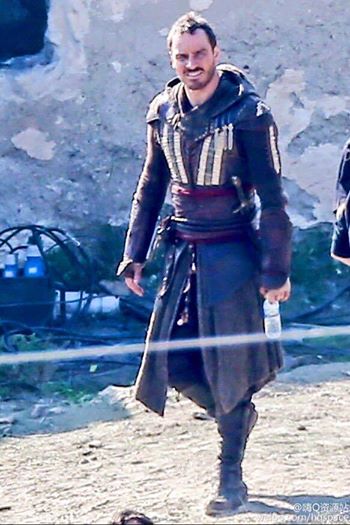 Se filtran varias imágenes del rodaje de la película 'Assassin's Creed' 3 Assassin's Creed, Michael Fassbender