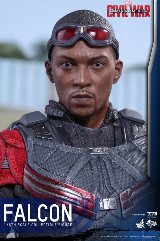 Nueva figura de Halcón versión 'Civil War' 4 Capitán América, Capitán América: Civil War, Halcón, Hot Toys, Sam Wilson