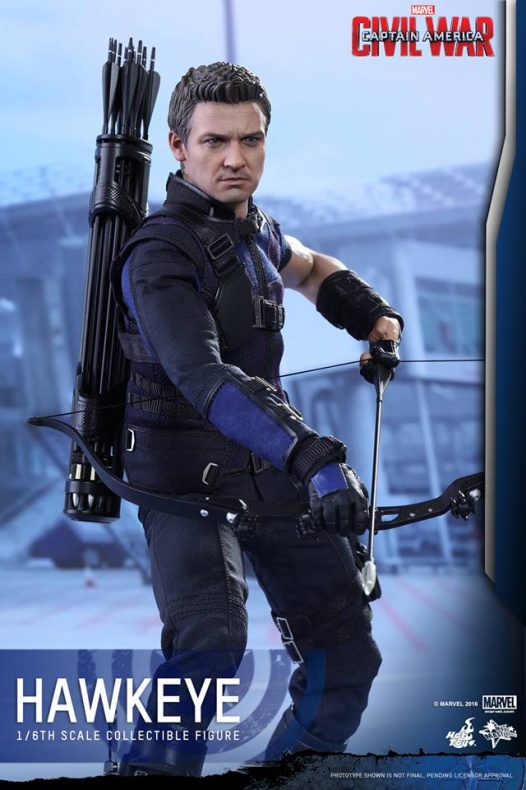 Hot Toys Hawkeye 12