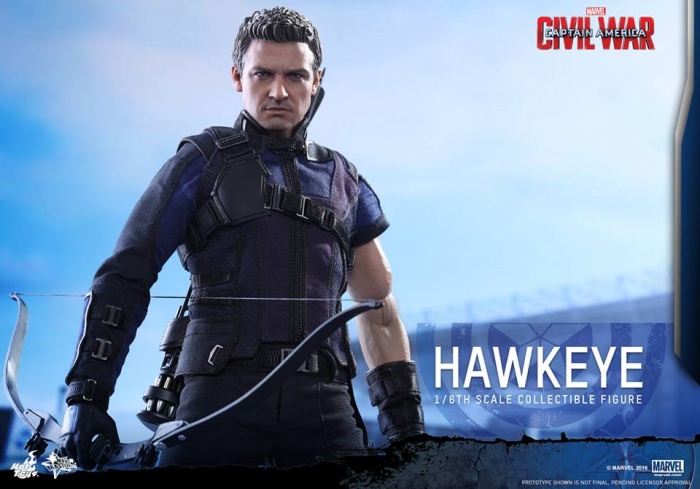 Hot Toys Hawkeye 16