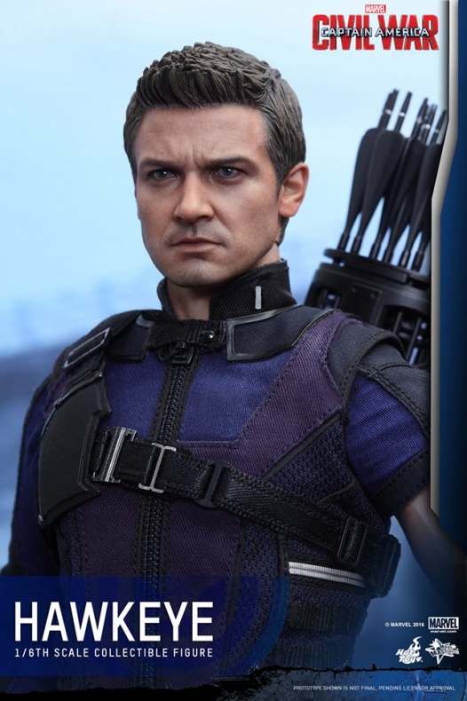 Hot Toys Hawkeye 18
