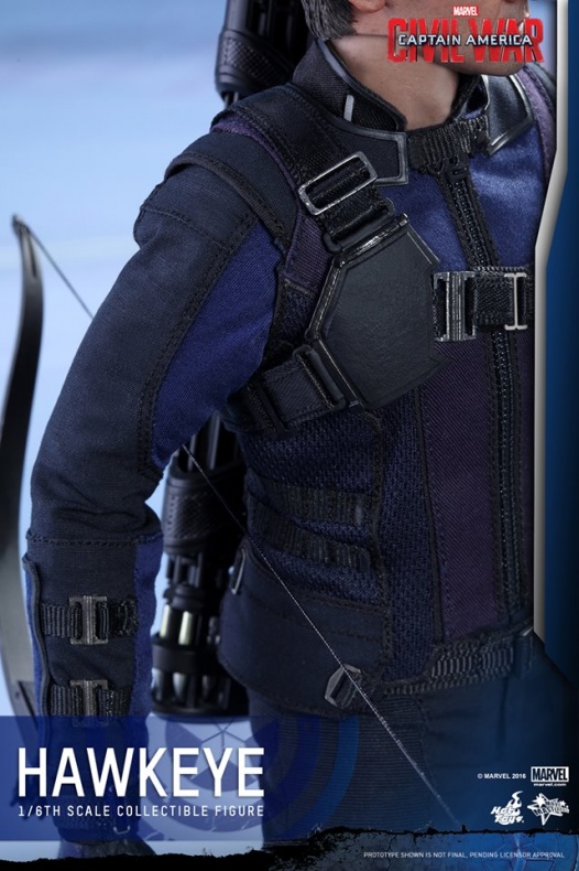 Hot Toys Hawkeye 20