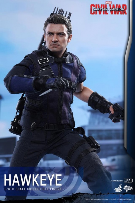 Hot Toys Hawkeye 8