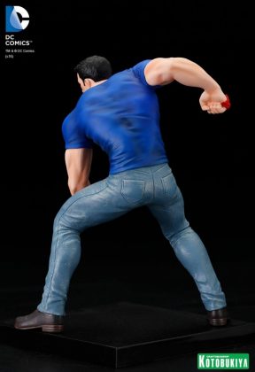 Clark Kent Kotobukiya SDCC (2)