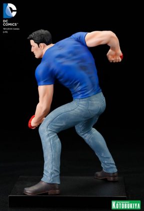 Clark Kent Kotobukiya SDCC (6)