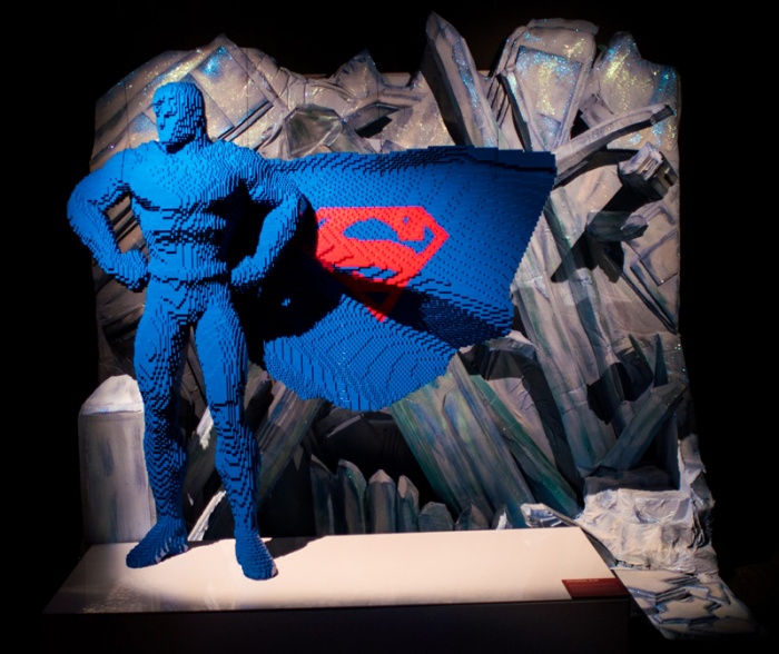 Nathan Sawaya convierte a los superhéroes de DC en esculturas de Lego 4 DC, Lego, Nathan Sawaya