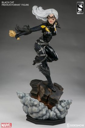 Sideshow muestra sus nuevas figuras de Huntress y Black Cat