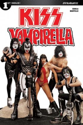 Kiss y Vampirella se unen en un crossover para salvar al rock & roll