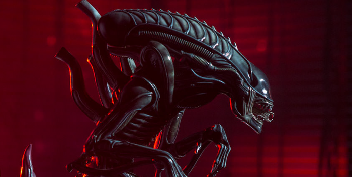 Sideshow presenta una estatua del Alien Warrior Sideshow presenta una estatua del Alien Warrior