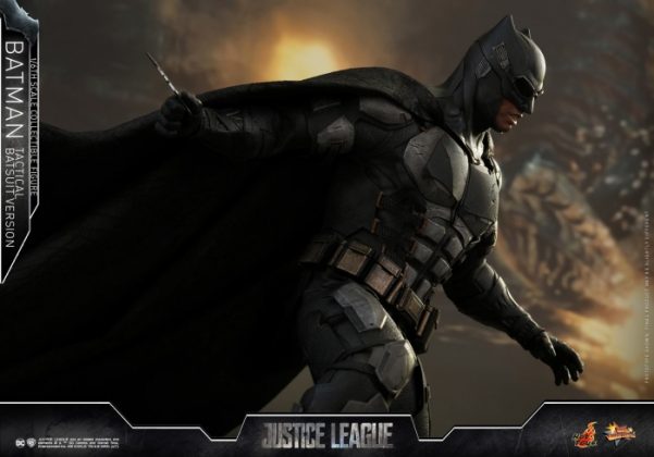 batman hot toys 16