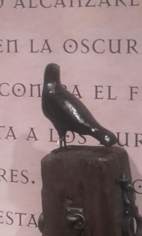 Inaugurada la exposición de 'Canción de hielo y fuego' de Corominas 22 cancion de hielo y fuego - cuervo