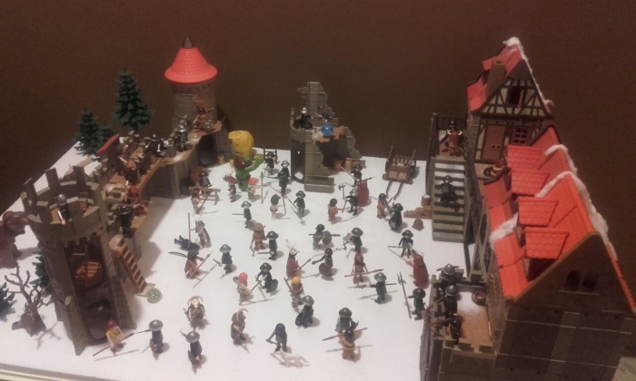 Inaugurada la exposición de 'Canción de hielo y fuego' de Corominas 25 cancion de hielo y fuego - dioramas clicks 01