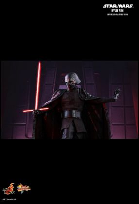 Hot Toys desvela la nueva figura de Kylo Ren de 'Star Wars: Los últimos Jedi'