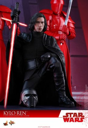 Hot Toys desvela la nueva figura de Kylo Ren de 'Star Wars: Los últimos Jedi'