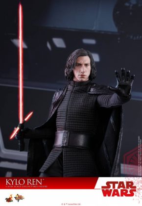 Hot Toys desvela la nueva figura de Kylo Ren de 'Star Wars: Los últimos Jedi'
