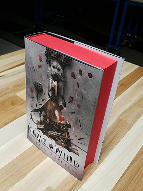 Primer vistazo a la edición 10º Aniversario de 'El nombre del viento' 3 El Nombre del Viento, Patrick Rothfuss