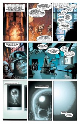 Geoff Johns muestra una imagen de Rorschach en la Batcueva