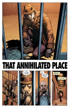 Geoff Johns muestra una imagen de Rorschach en la Batcueva
