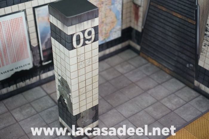 Extreme-Sets Subway Terminal Pop-Up Diorama