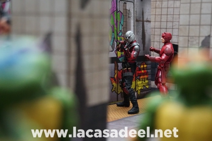 Extreme-Sets Subway Terminal Pop-Up Diorama